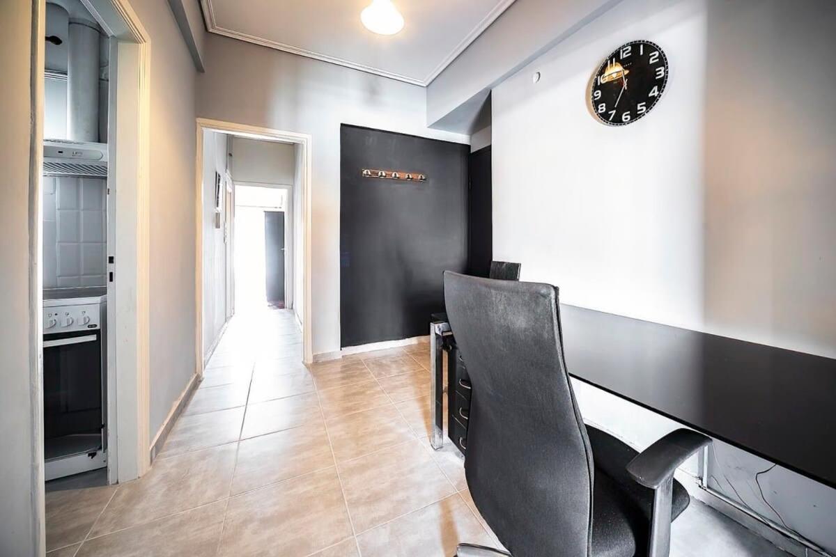 Topfloor Central Apt With Urban Views,3' To Metro Atina Dış mekan fotoğraf